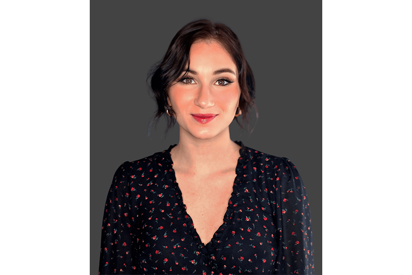 Savannah Menefee Image